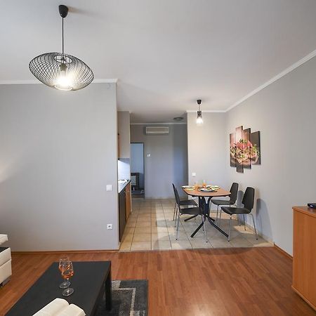 Salt Hill Apartmanok Egerszalok Ngoại thất bức ảnh