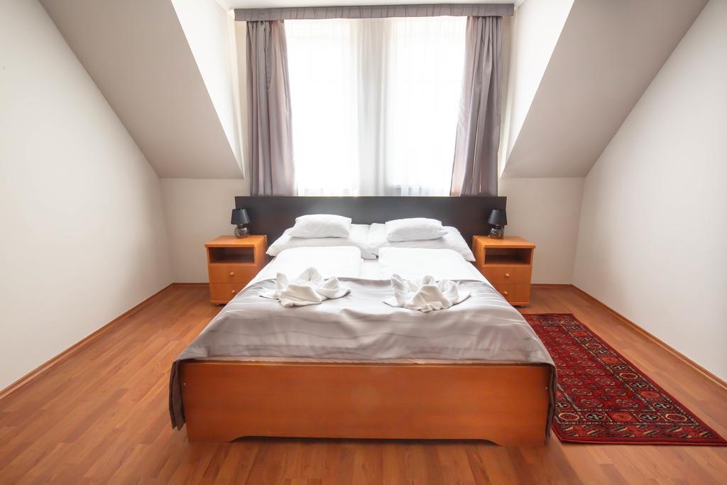 Salt Hill Apartmanok Egerszalok Ngoại thất bức ảnh